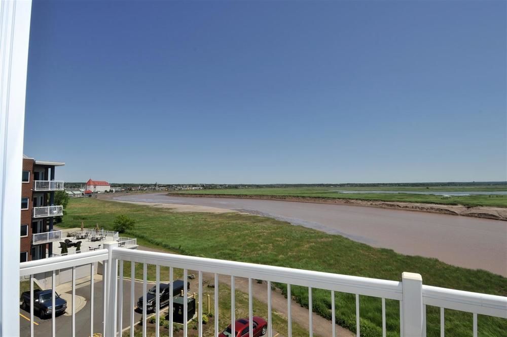 Premiere Suites Moncton Zewnętrze zdjęcie
