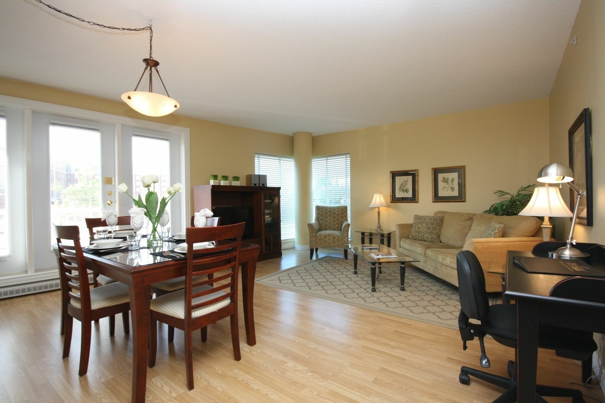Premiere Suites Moncton Zewnętrze zdjęcie